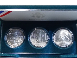 1994 U.S. Veterans Commemorative Three Coin Set BU